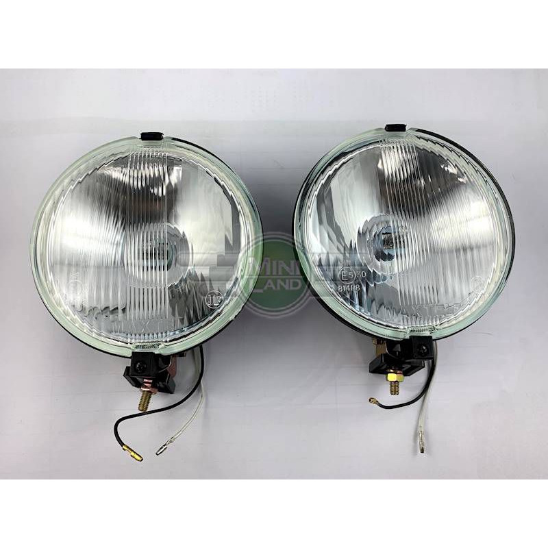Lampa dalekosiężna, czarna obudowa